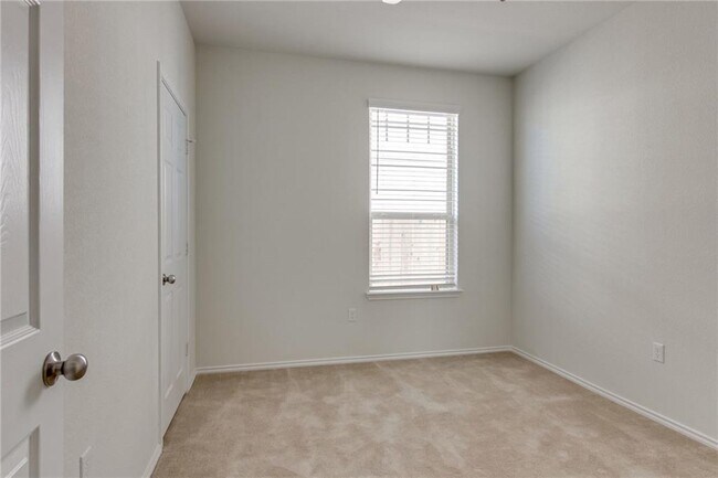 Building Photo - 124 Bonnet Blvd
