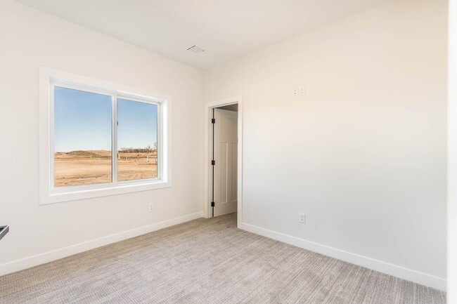Building Photo - Brand new 3 bed 2 bath Twin home in Tea