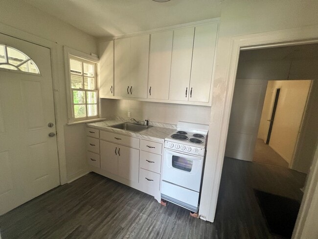 Building Photo - Welcome to Pageland Drive !