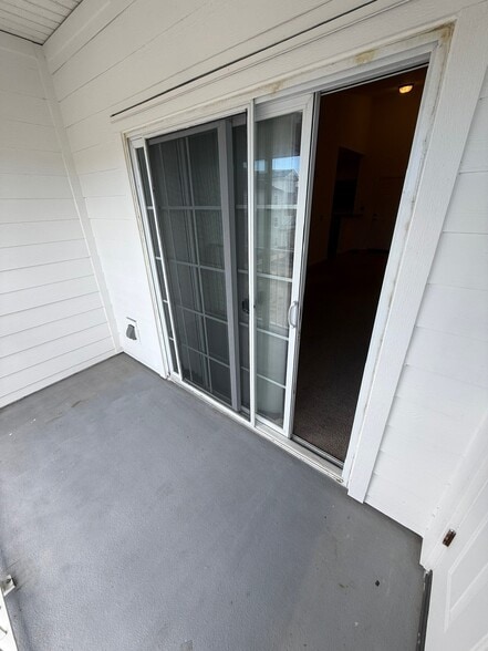 Building Photo - 4908 Key Lime Dr