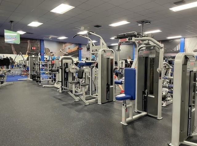 Building Photo - 16530 Royal Poinciana Ct