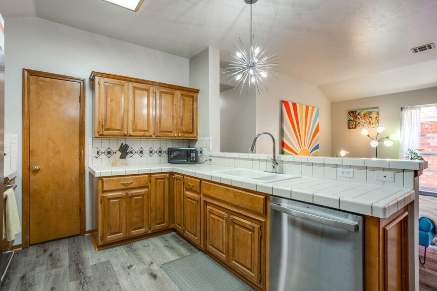 Building Photo - 4829 SE 89th Ter