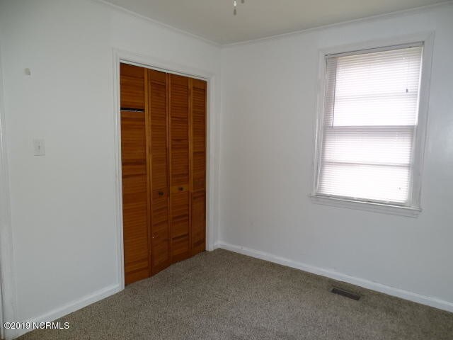 Building Photo - 406 Nelson Dr