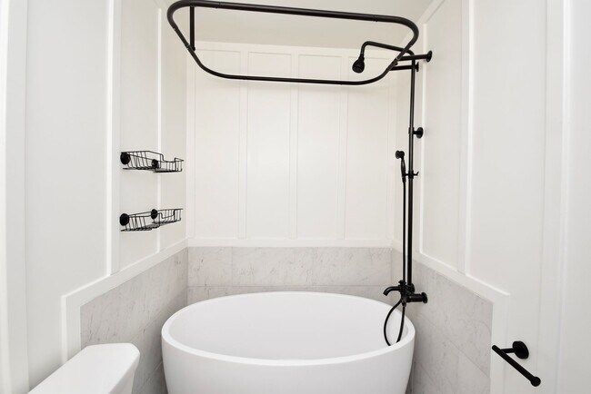 Building Photo - Updated Home in North Salt Lake with Great Views! $500 off first month rent!