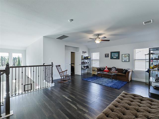 Building Photo - 1820 Amazon Dr