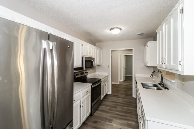 Building Photo - 5694 Pecan Trce