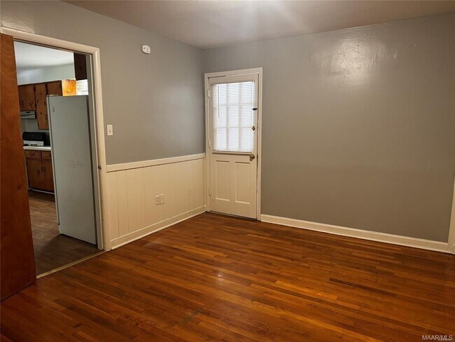 Building Photo - 111 Easthaven Rd