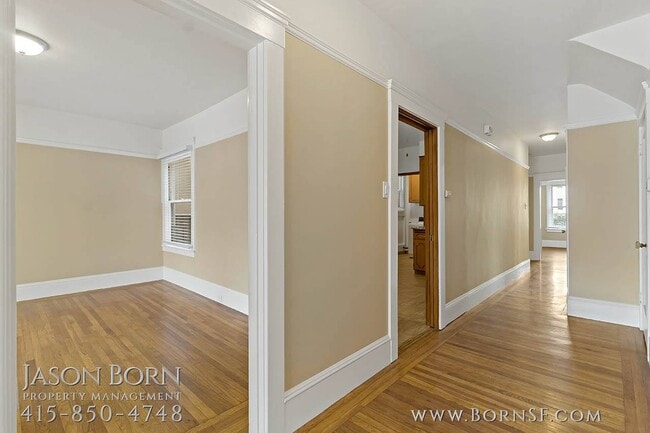 Building Photo - 1720 Lombard St