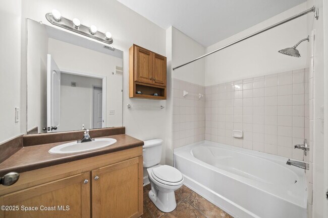 Building Photo - 6421 Borasco Dr