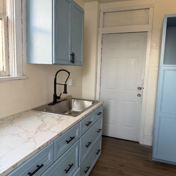 Building Photo - 7307 Idlewild St