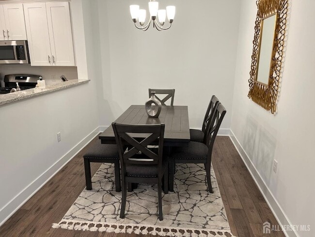 Building Photo - 826 Stiller Ln