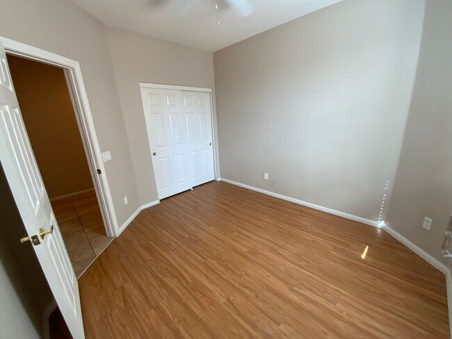 Building Photo - 1022 Pecos River Ave