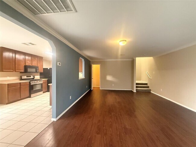 Building Photo - 1007 Ranchero Rd