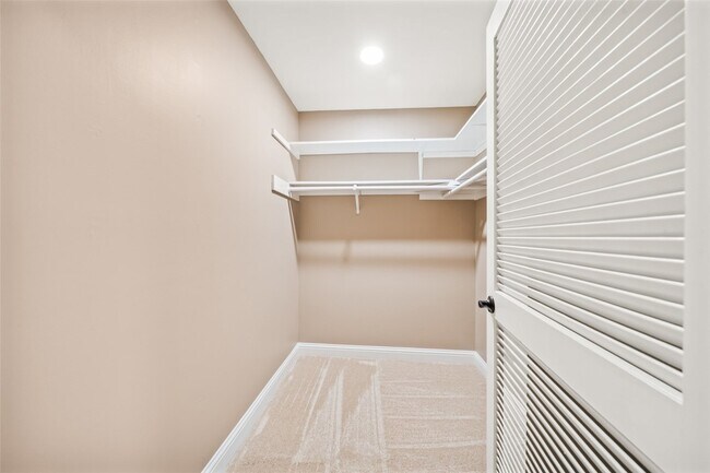 Building Photo - 3019 Ramblewood Rd