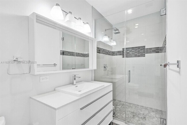 Building Photo - 1102 Meadow Lark Ave