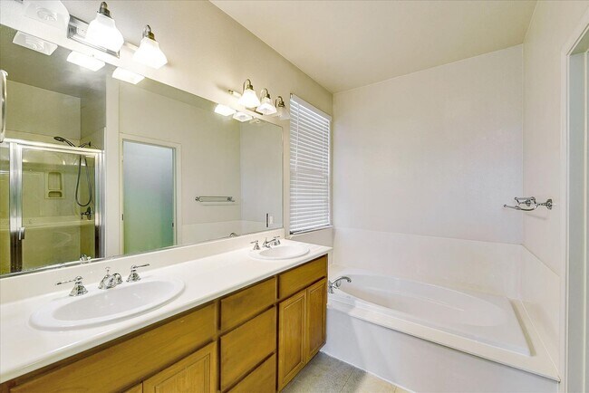 Building Photo - PRIME CORNER HOME NEAR TRAILS LIGHT-FILLED...