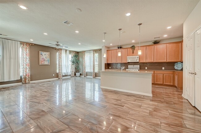 Building Photo - 8707 Cimarron Falls Ct