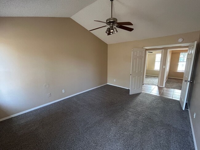 Building Photo - 6934 W Brown St