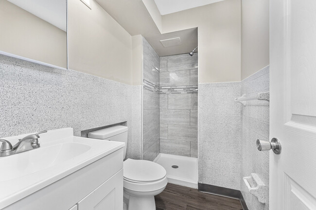 Building Photo - 19162 Beech Daly Rd