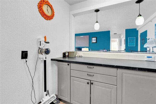 Building Photo - 3315 58th Ave S