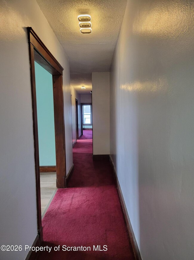 Building Photo - 34 Barney St