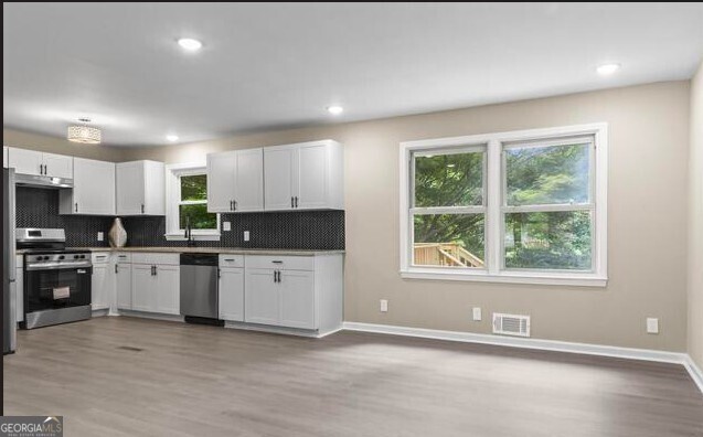 Building Photo - 1523 Delia Dr