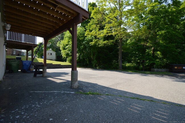 Building Photo - 173 Saybrook Rd