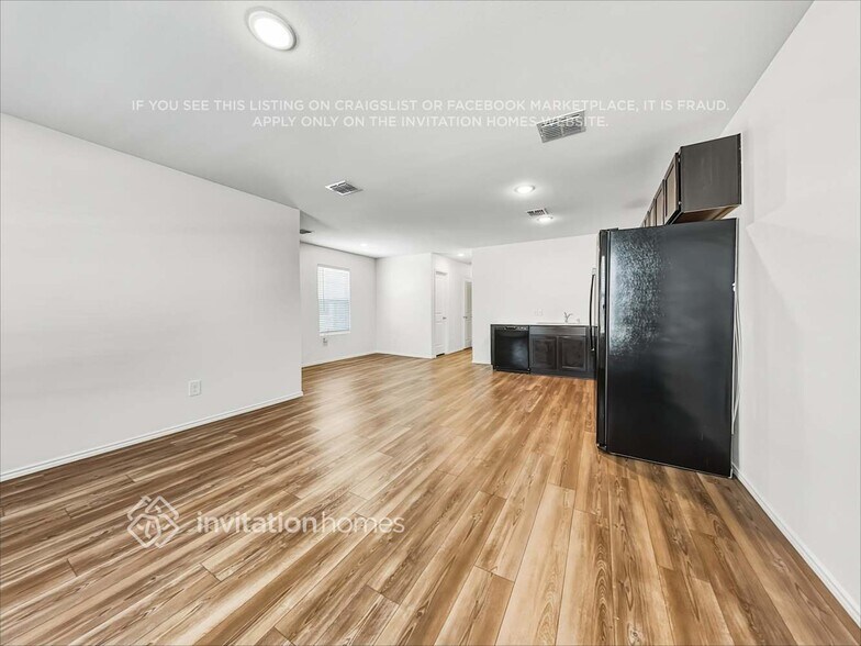 Building Photo - 3050 Wallace Wls Ct