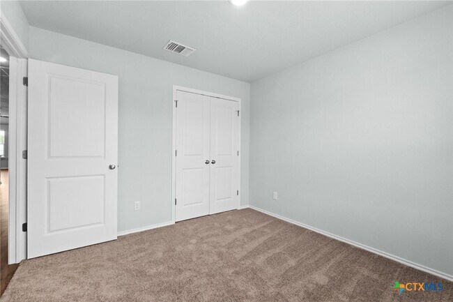 Building Photo - 1218 LEXINGTON Dr