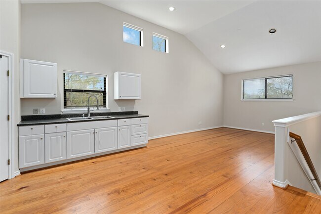 Building Photo - 24527 Appian Ridge