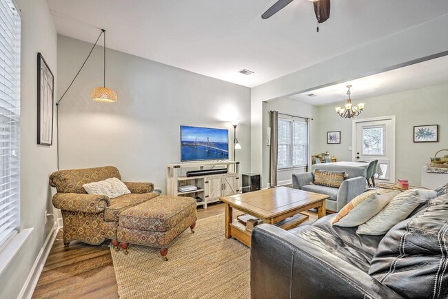 Building Photo - 1757 Sailfish Dr