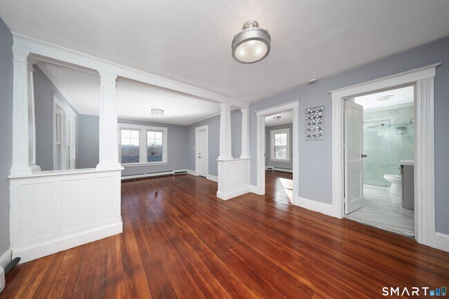 Building Photo - 78 Maplewood Ave