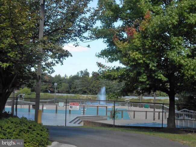 Building Photo - 12703 Lockleven Ln