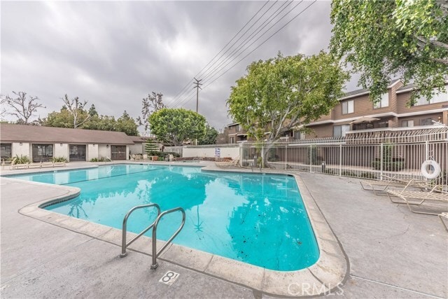 Building Photo - 13100 Creek View Dr