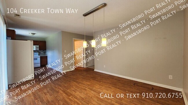 Building Photo - 104 Creeker Town Way