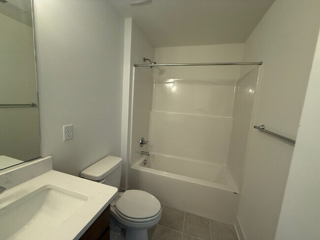 Building Photo - 15313 Sunray Aly