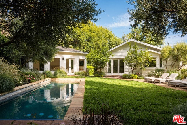 Building Photo - 6456 Sycamore Meadows Dr