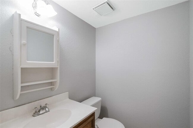 Building Photo - 8517 Fathom Cir