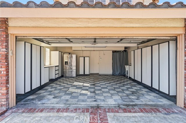 Building Photo - 20430 Vía Madrid