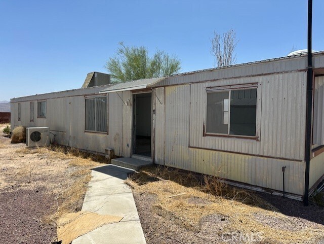 Building Photo - 46363 Valley Center Rd