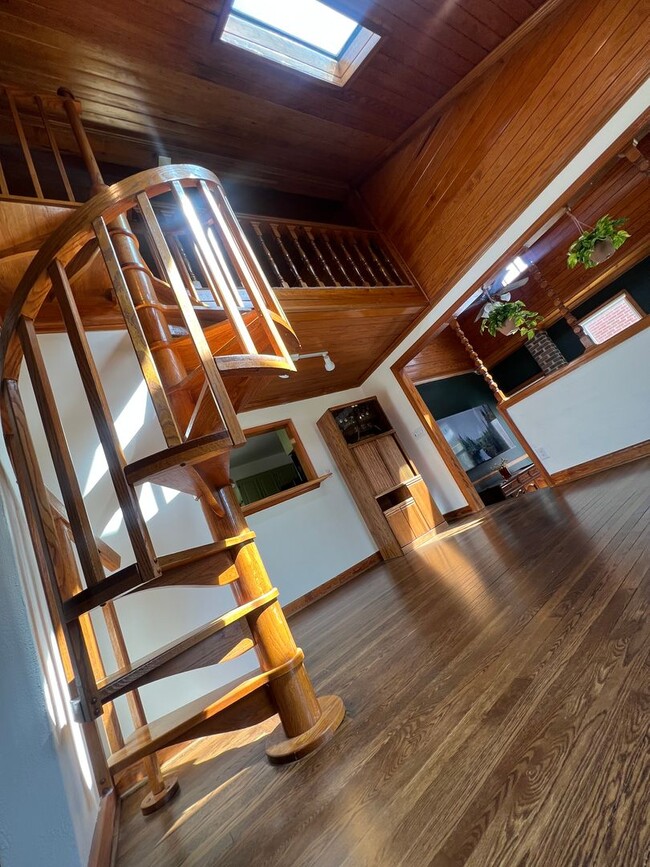 Building Photo - Mid - Century Modern Dream!   WILLOW TERRACE