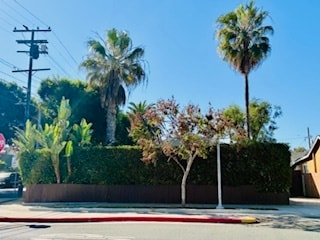 Building Photo - 1631 Michigan Ave