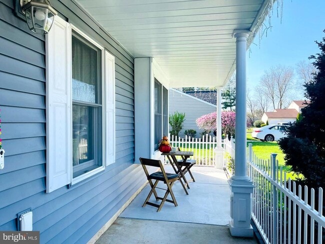 Building Photo - 4 Millbank Ct