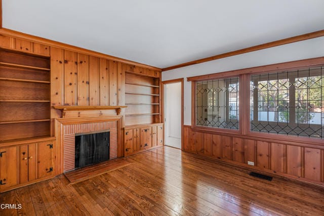 Building Photo - 2355 Melville Dr