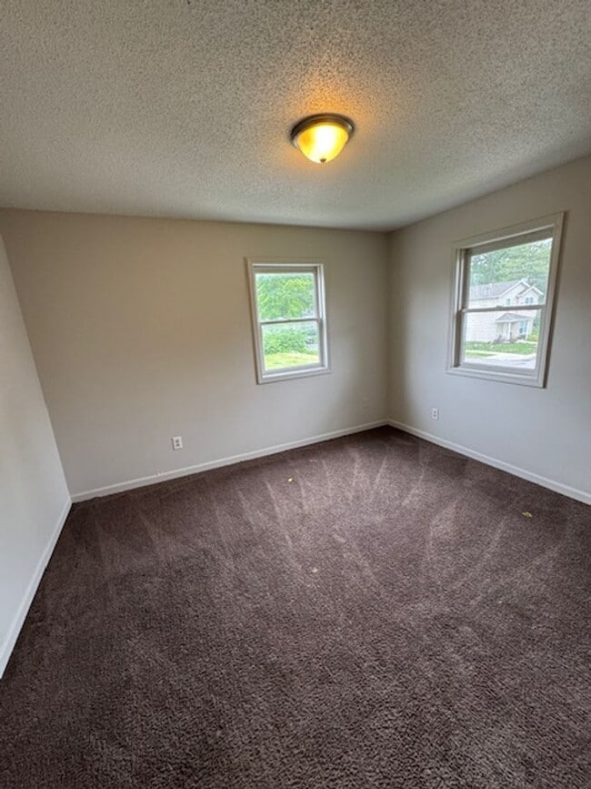 Building Photo - 3034 Holton Ave