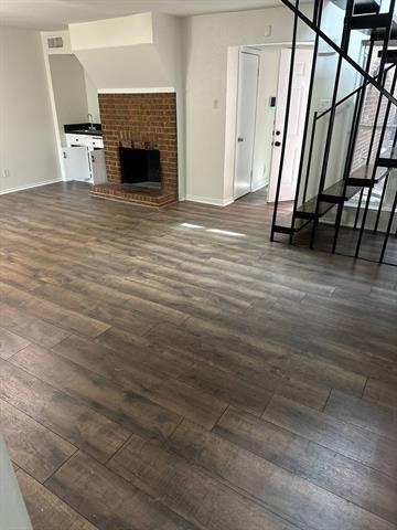 Building Photo - 2211 Salem Dr