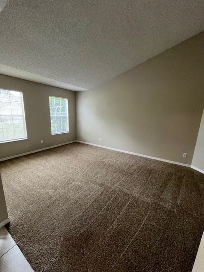 Building Photo - FREE First Month of Rent! **4/2 in Copperf...
