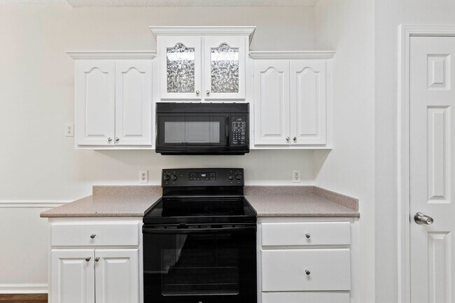 Building Photo - 371 Marshview Dr