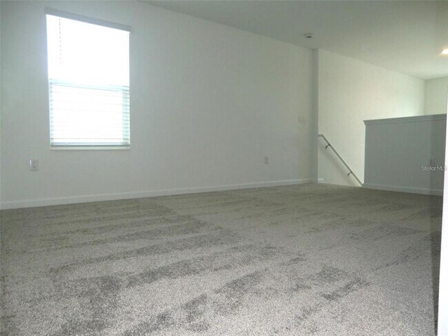 Building Photo - 364 Loch Ct