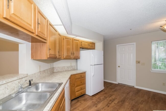 Building Photo - 11350 Weeden Island Way